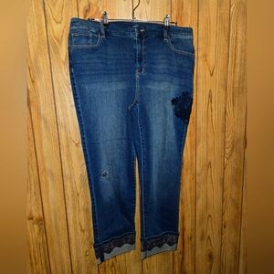 PLATINUM Lace Cuff Ankle Jean Chico's Size 2.5 Excellent Preloved Condition